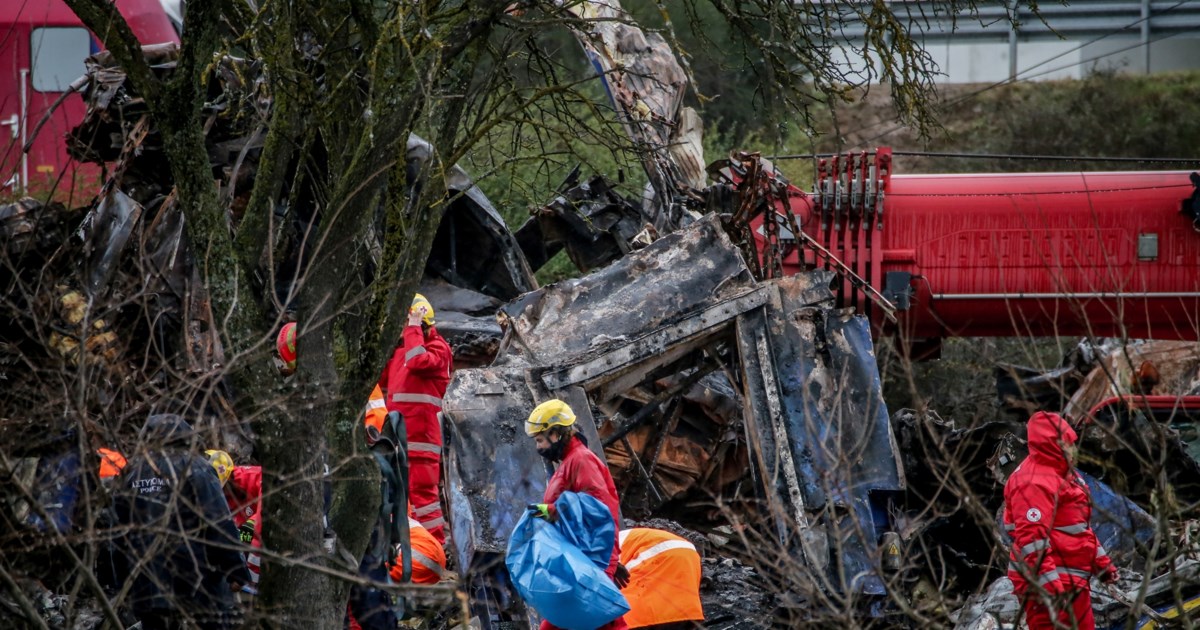 Τέμπη: Αυτοματοποιημένο SMS λαμβάνουν τραυματίες και οικογένειες θυμάτων- Αντιδράσεις για την "άψυχη επικοινωνία" [εικόνα - βίντεο]