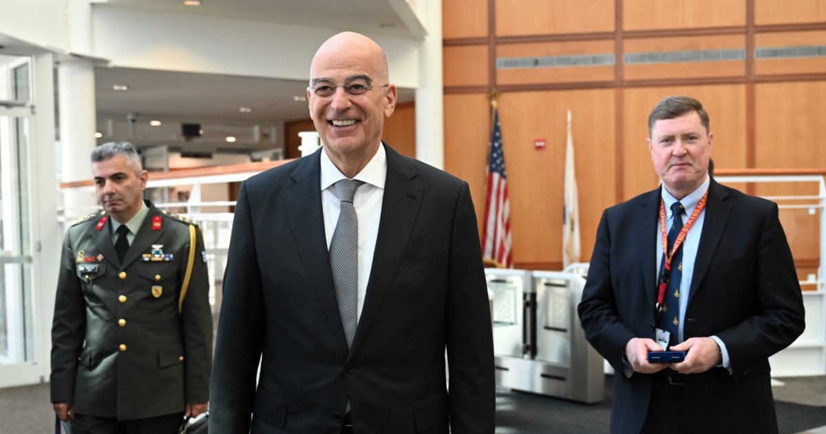 "Γαλάζιο" τσιπουρο-κάζανο στη Φλώρινα με Δένδια, Κεραμέως και Δημητριάδη [εικόνες - βίντεο] - εικόνα 4