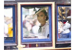 Κέιτ Μίντλετον: "Ολοκλήρωσα τη χημειοθεραπεία" - Το συγκλονιστικό προσωπικό βίντεο με τον Γουίλιαμ και τα παιδιά - εικόνα 6