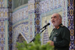 Ο Τραμπ παίρνει αποστάσεις από τα ισραηλινά πλήγματα στο Ιράν - "Δεν εμπλεκόμαστε στους βομβαρδισμούς" - εικόνα 2