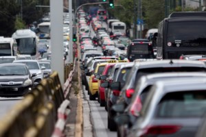 "Έξυπνες κάμερες": Από 16 Ιανουαρίου τα πρώτα "ραβασάκια" της Τροχαίας - Πάνω από 2.500 παραβάσεις σε 96 ώρες