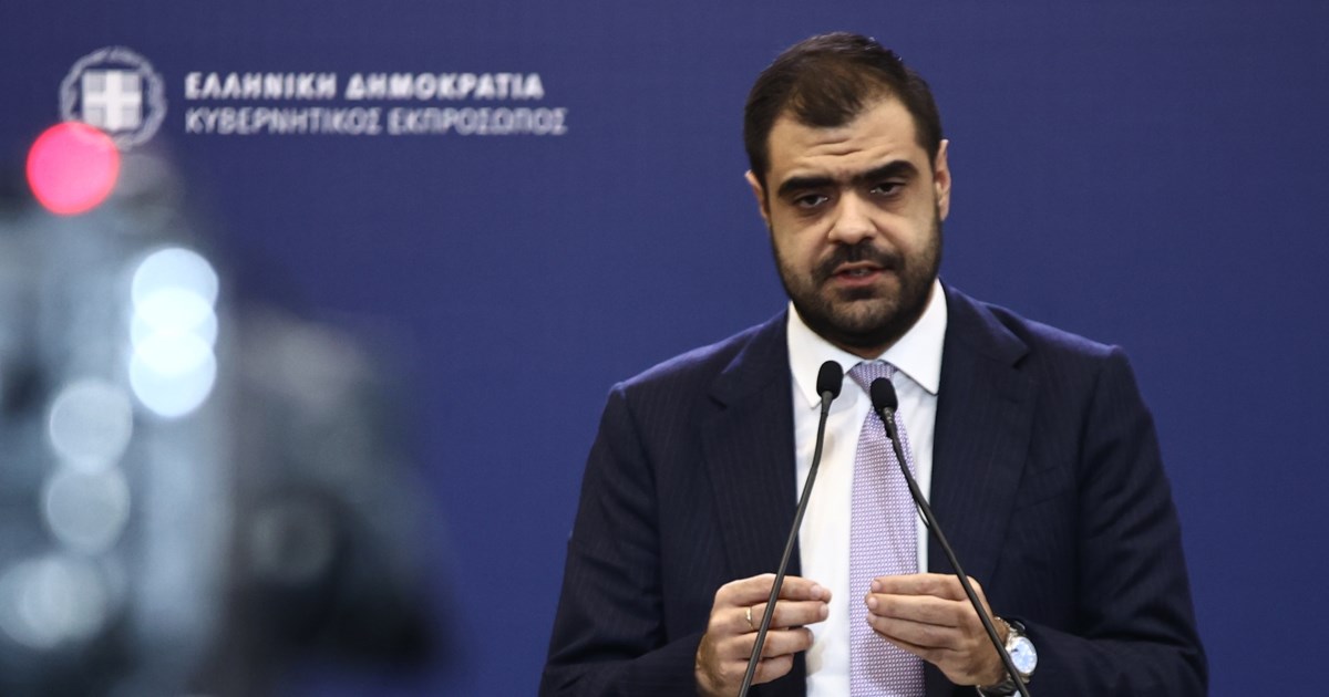 Ο Σκέρτσος απαντά για τον κατώτατο μισθό: 477 ευρώ στη Βουλγαρία, 968 στην Ελλάδα