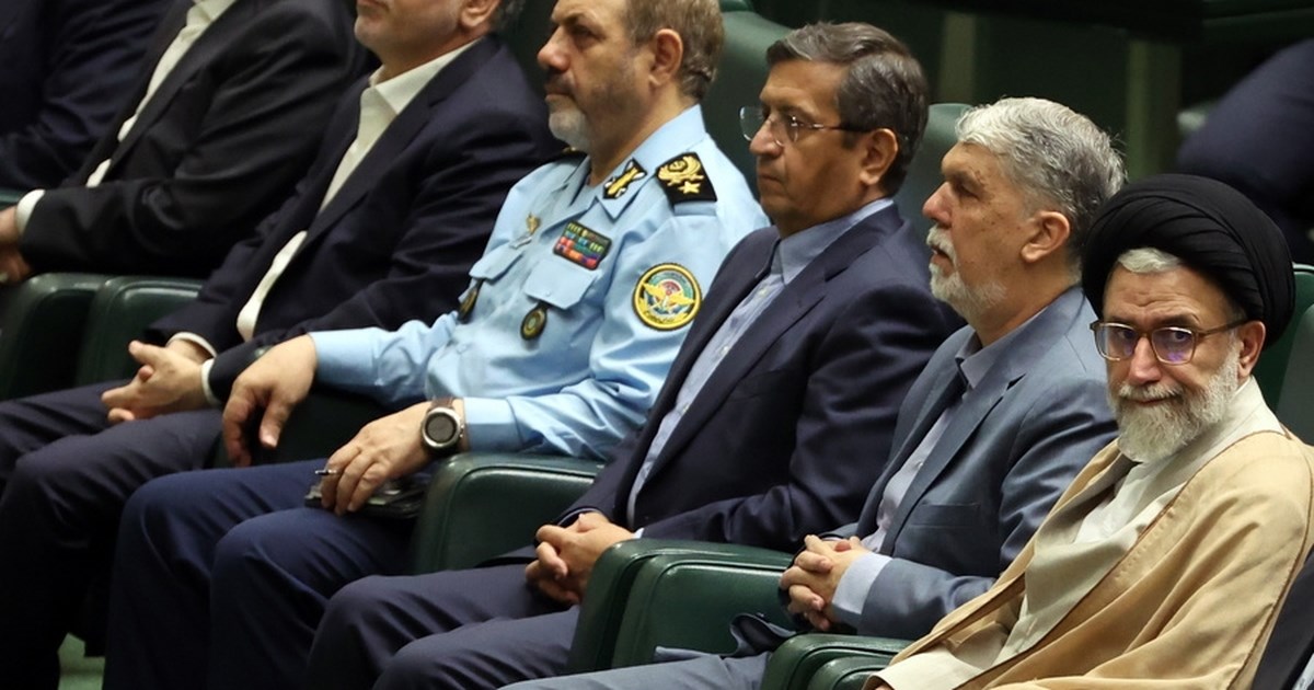 Νέα "βόμβα" Τραμπ: Δίνει τα Στενά του Ορμούζ σε όποιον τον βοηθήσει να τα πάρει από τους Ιρανούς - εικόνα 4