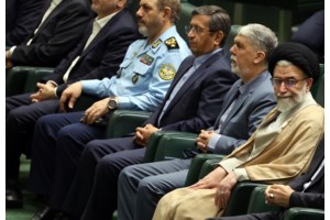 Νέα "βόμβα" Τραμπ: Δίνει τα Στενά του Ορμούζ σε όποιον τον βοηθήσει να τα πάρει από τους Ιρανούς - εικόνα 4