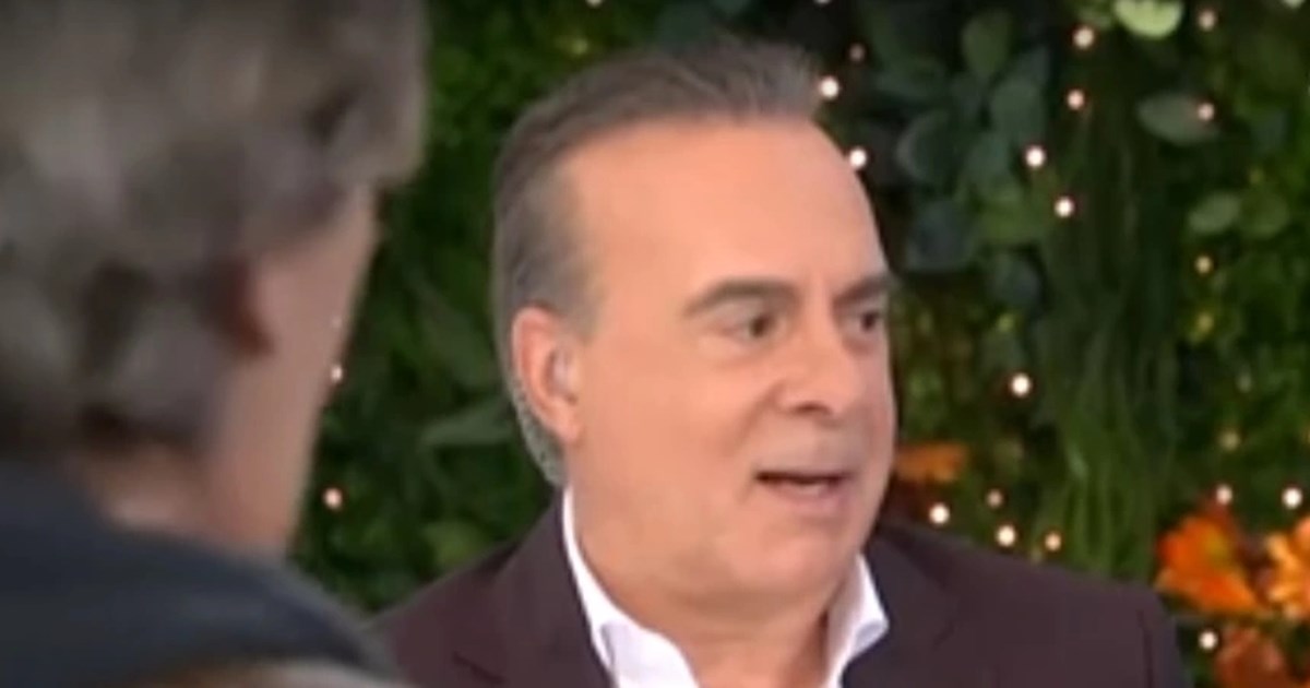 Η συγγνώμη της ΕΡΤ στη Μιμή Ντενίση για το λάθος στο μοντάζ της πρωτοχρονιάτικης εκπομπής - εικόνα 2