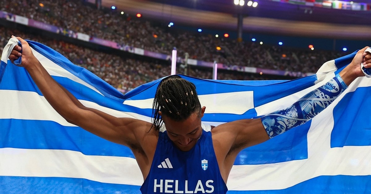 Ολυμπιακοί Αγώνες: Θερμή υποδοχή του "ασημένιου" Χρήστου στο αεροδρόμιο - Σε ποιον αφιέρωσε το μετάλλιο [εικόνες - βίντεο] - εικόνα 3