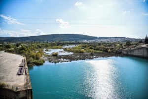 Άρτα: Ανέκτησαν τις αισθήσεις τους τα δύο παιδιά που κολυμπούσαν στον Άραχθο - Μετά από ανάνηψη 20 λεπτών - εικόνα 2