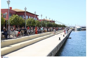 Καιρός: Έρχεται "μίνι" καλοκαίρι με θερμοκρασίες ως 30 βαθμούς τις επόμενες ημέρες - Η πρόγνωση για σήμερα