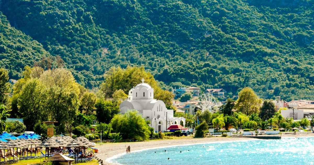 Καμένα Βούρλα: Απαγόρευση κολυμβησης σε μολυσμένη παραλία στην περιοχή - Υπέρβαση ορίων σε E. Coli και εντερόκοκκο