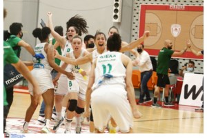 Τι αντίκρυσαν οι αθλήτριες της Εθνικής Ομάδας Μπάσκετ όταν χτύπησε ξαφνικά το κουδούνι τους – Η διπλή έκπληξη από τον ΟΠΑΠ