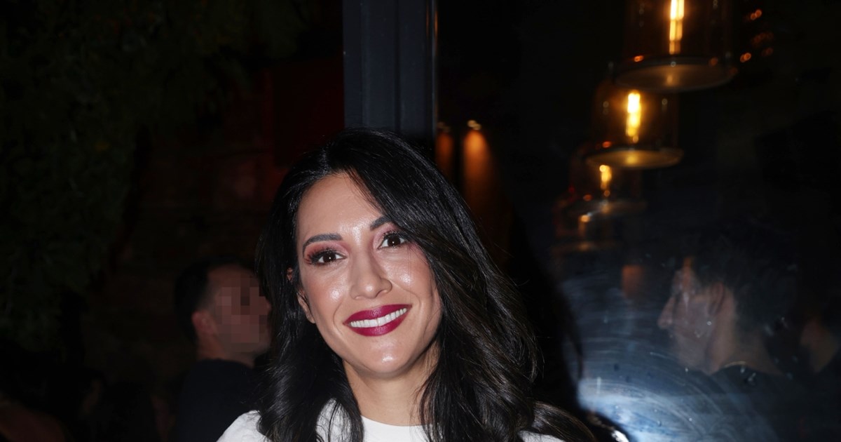 Αποκαλυπτήρια για Οδυσσέα Παπασπηλιοπουλο - Ευγενία Σαμαρά: Η πρώτη δημόσια εμφάνιση μαζί σε θεατρική πρεμιέρα [εικόνα] - εικόνα 4