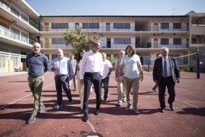 Ζωγράφου: Μπασκέτα αποκολλήθηκε και τραυμάτισε μαθητή