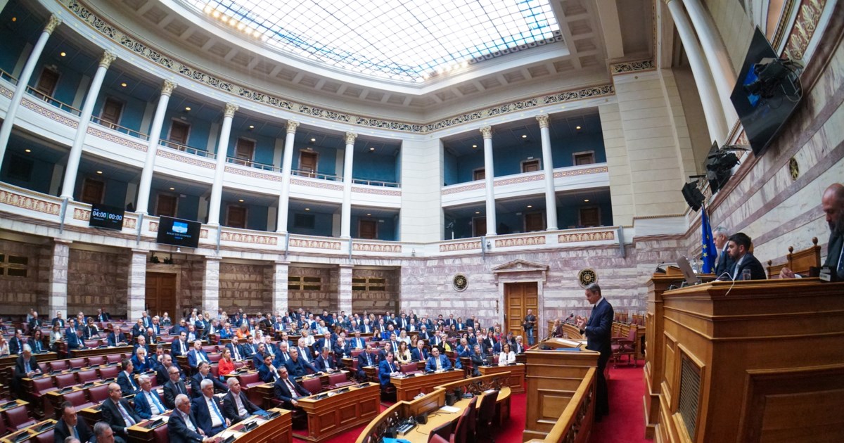 Το κλίμα στην ΚΟ της ΝΔ: Οι αιχμές για τους απόντες, τα 