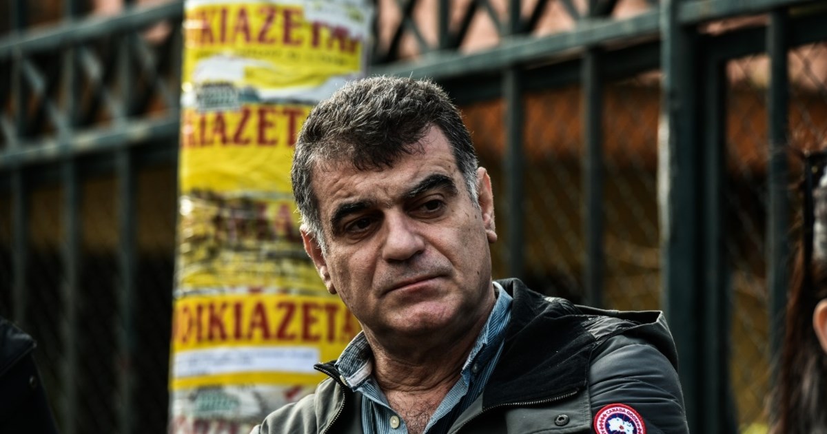 Τραμπούκικη επίθεση στον δημοσιογράφο Γιώργο Παπαχρήστο από τον εφοπλιστή Γιάννη Καραγιώργη μέσα στο ΟΑΚΑ - εικόνα 2