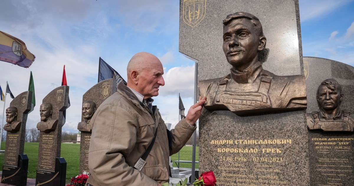 Ρωσία: Κατέρρευσε πολυκατοικία μετά από επίθεση ουκρανικού drone - Νεκροί στα χαλάσματα γυναίκα και παιδί