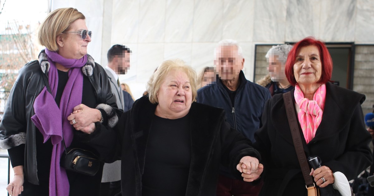 Συγκλονίζει η μητέρα του Ιάσονα Τριανταφυλλίδη: Θέλω να χτυπάω το κεφάλι μου στον τοίχο από τη στενοχώρια - εικόνα 3