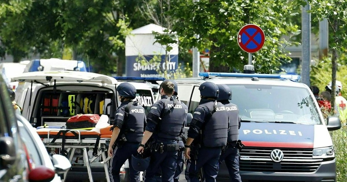 Μητσοτάκης για το μακελειό σε σχολείο στην Αυστρία: Οι σκέψεις μας με τα θύματα και τις οικογένειές τους