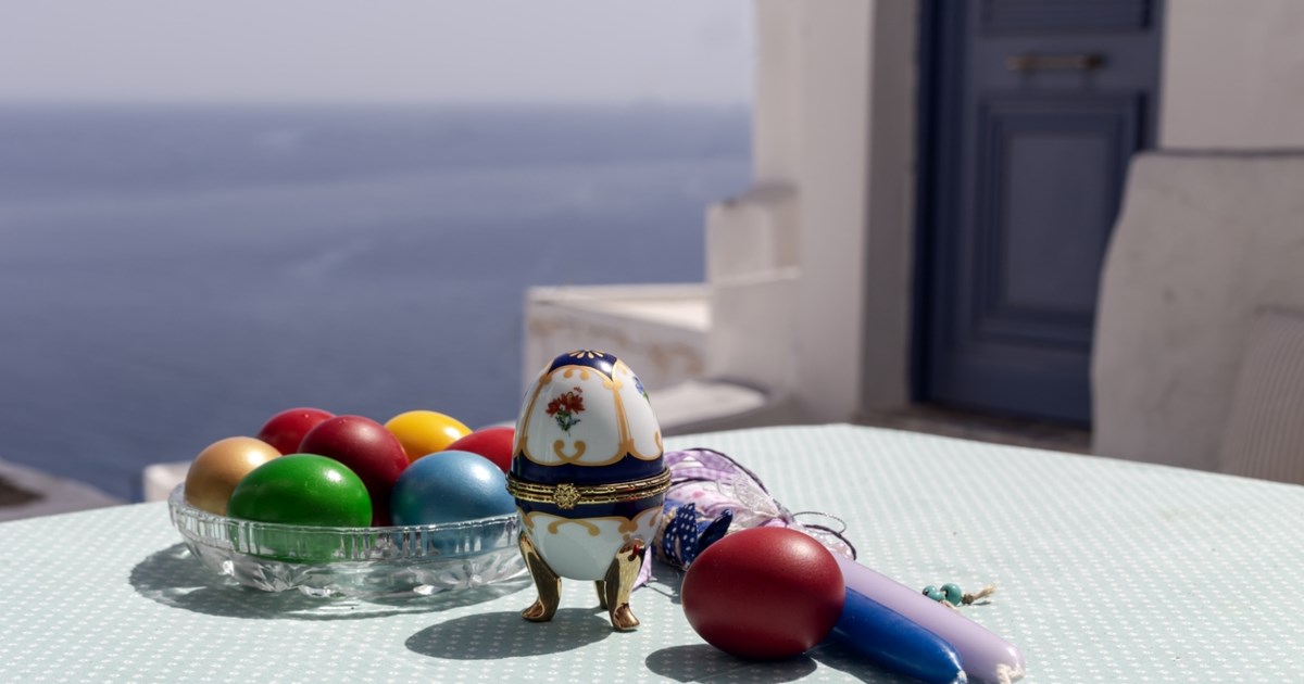 Θεσσαλονίκη: Σχεδόν sold out η μαγειρίτσα - Λίστες αναμονής και delivery και στο εξωτερικό για το παραδοσιακό πιάτο