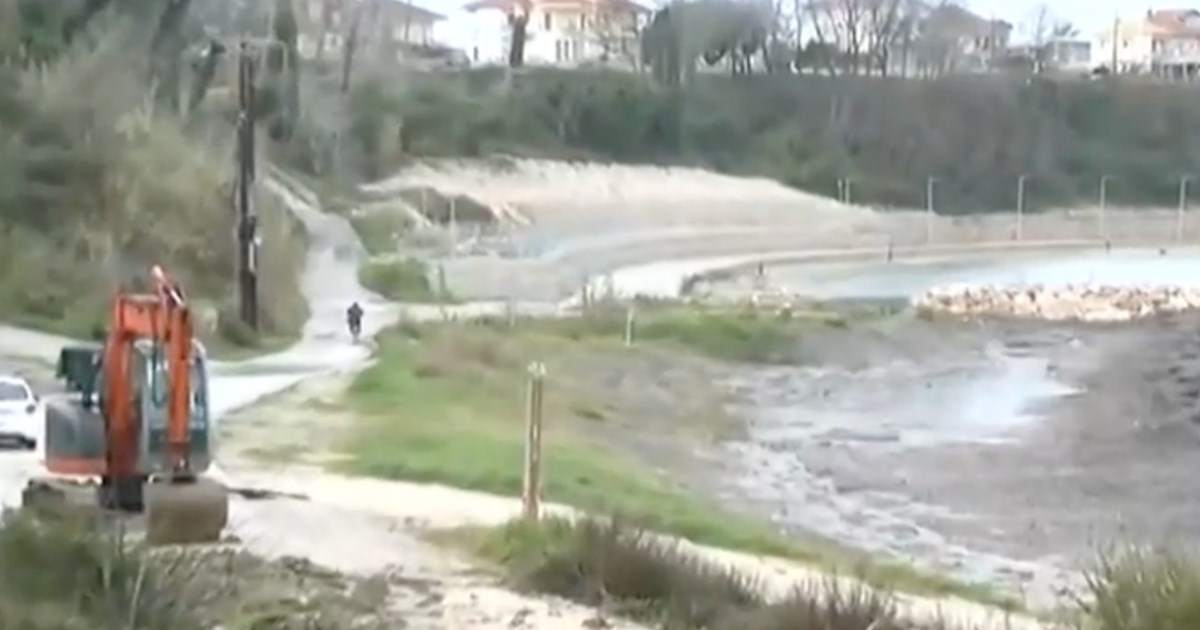 Εκλεισε και η παλαιά Ε.Ο. Αρτας-Αμφιλοχίας λόγω κατολίσθησης - Αποκομμένη οδικά η Ηπειρος