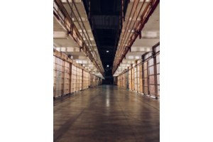 Βρετανία: Φυλακισμένοι χαμογελούν προτού δολοφονήσουν συγκρατούμενό τους - Μετά φεύγουν χαλαροί σαν μην συμβαίνει τίποτα