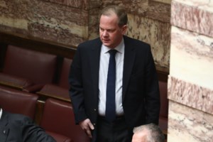 Προανακριτική για Καραμανλή: O εφιάλτης της μυστικής ψηφοφορίας και το κακό σενάριο των "γαλάζιων διαρροών"