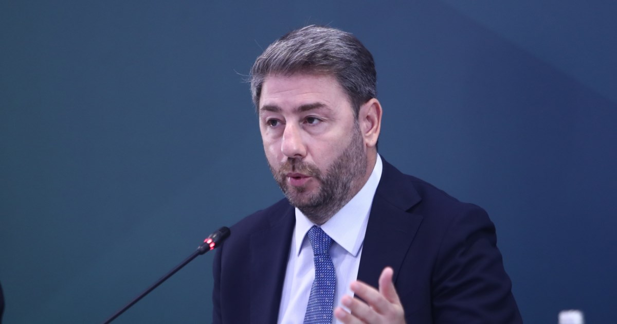 Ανακοινώθηκαν και επίσημα οι έξι υποψήφιοι για την ηγεσία του ΠΑΣΟΚ - Στην τελική ευθεία για τις κάλπες