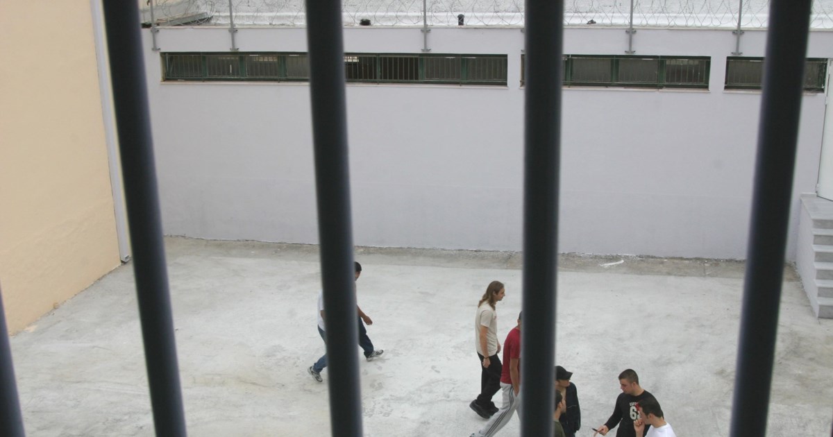 Θάνος Ασκητής: Smartphone στα παιδιά αφού τελειώσουν το δημοτικό σχολείο - Τα όρια που πρέπει να θέσουν οι γονείς