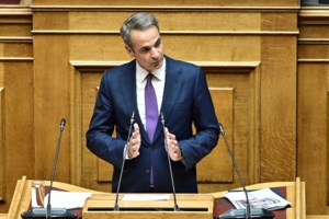 Ανδρουλάκης για Άγνωστο Στρατιώτη: "Α λα καρτ ευαισθησία όταν έβγαζαν σέλφι οι υπουργοί της ΝΔ στο μνημείο"
