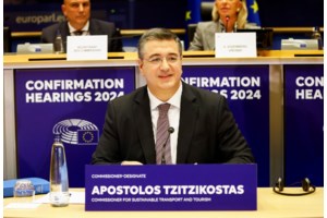 Οι πρώτες δηλώσεις Τζιτζικώστα ως Επίτροπος Μεταφορών και Τουρισμού - Οι τρεις στόχοι που έθεσε