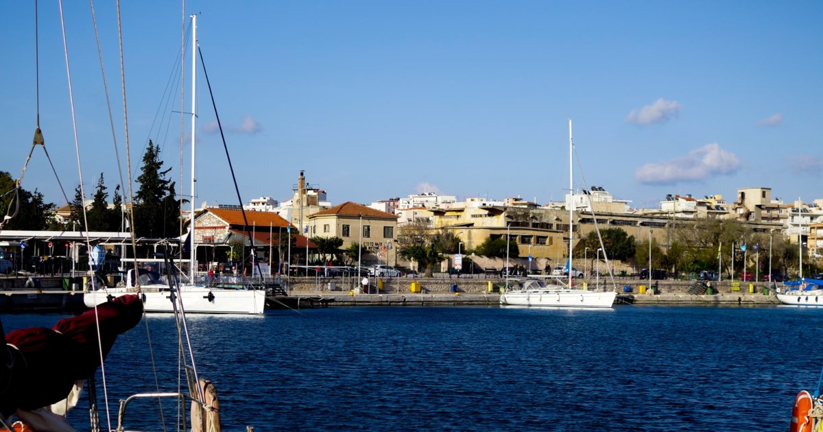 Κορυφώνεται η έξοδος των εκδρομέων του Δεκαπενταύγουστου από τα λιμάνια της Αττικής - εικόνα 2