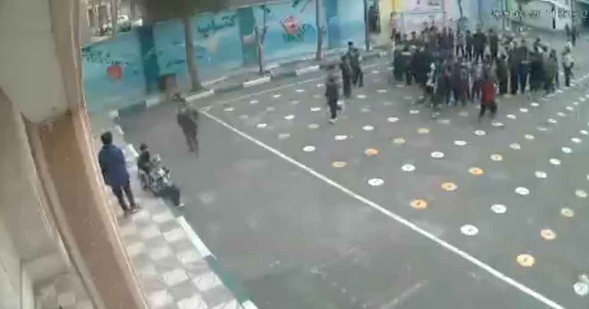 Τραμπ: Δεν με νοιάζει αν το Ιράν θα είναι δημοκρατικό ή αν θα έχει θρησκευτικό ηγέτη - Αρκεί να τα πάει καλά μαζί μας