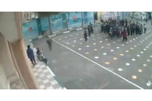 Τραμπ: Δεν με νοιάζει αν το Ιράν θα είναι δημοκρατικό ή αν θα έχει θρησκευτικό ηγέτη - Αρκεί να τα πάει καλά μαζί μας