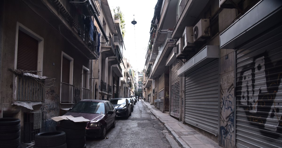 Άγιος Παντελεήμονας: "Δεν φταίω εγώ, φταίει αυτό που μου έριξαν στο ποτό" - Τι είπε στους αστυνομικούς ο 74χρονος