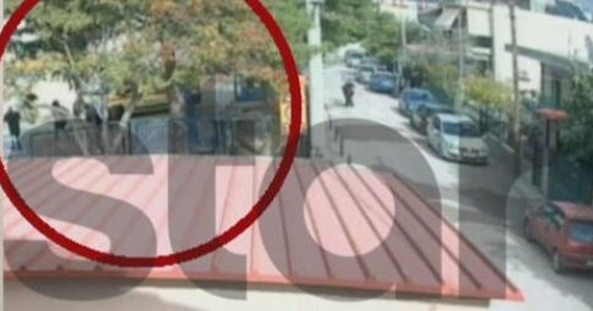 Πόρτο Ράφτη: Έπεσαν σοβάδες στο 1ο Δημοτικό Σχολείο - Τραυματίστηκαν δύο μαθητές [εικόνες]