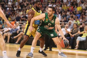 ΠΑΟΚ μεταγραφές: Τα "βρήκε" με Μπενφίκα για Μεϊτέ - Ενδιαφέρεται και για τον Μαντί Καμαρά - εικόνα 3