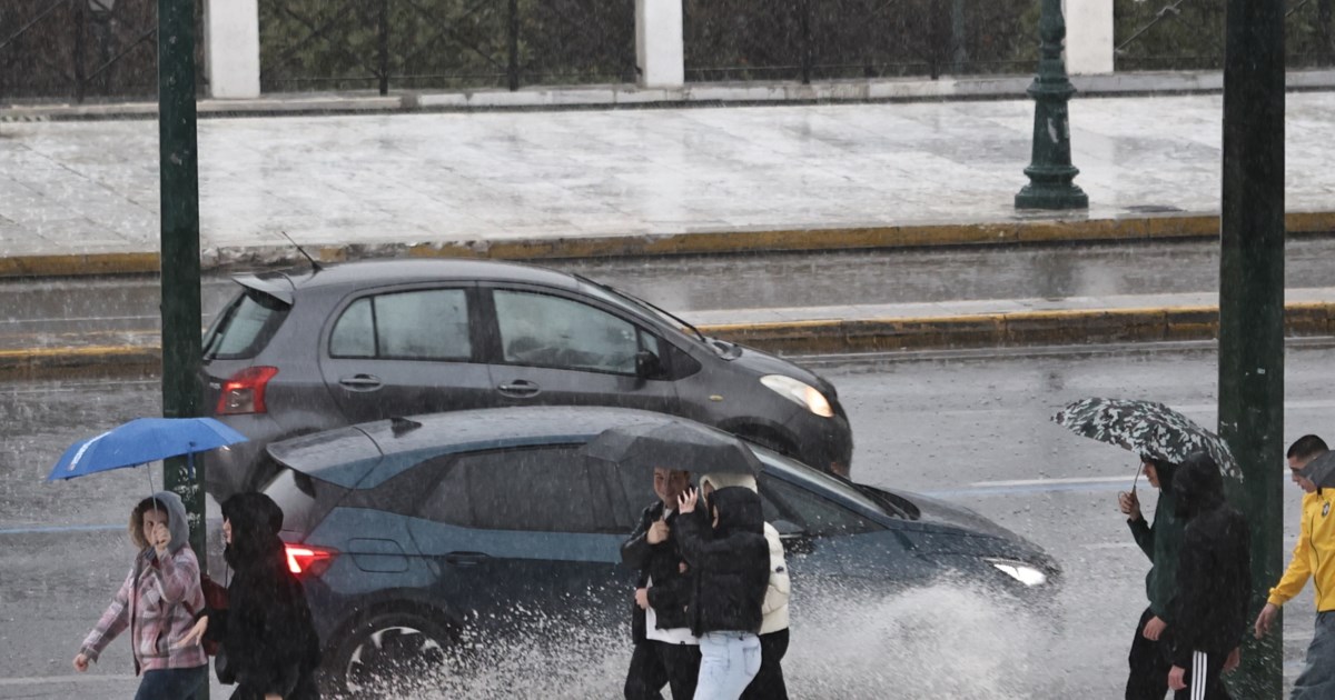 Καθίζηση οδοστρώματος στα Μελίσσια - Πού έχει διακοπεί η κυκλοφορία των οχημάτων