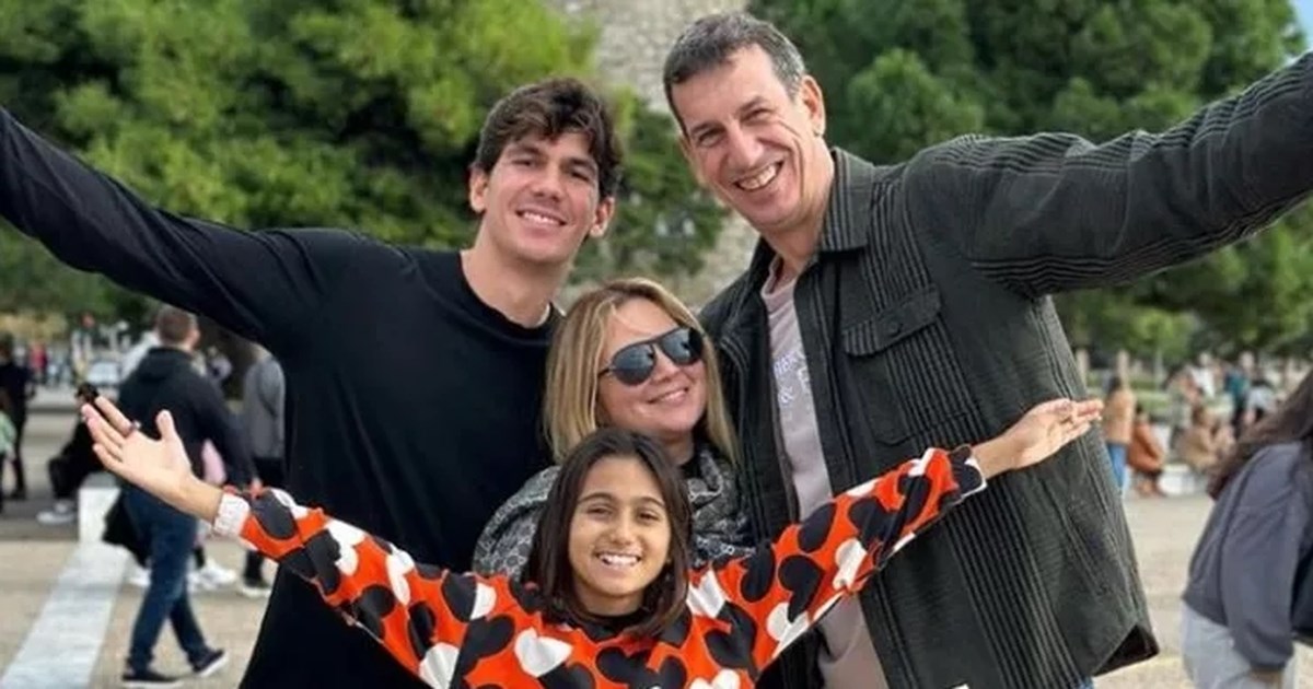 Νάσος Γαλακτερός: Η πρώτη αντίδραση για τα απαράδεκτα ρατσιστικά σχόλια για την κόρη του που ήταν δίπλα στον Χάρη Δούκα - εικόνα 4