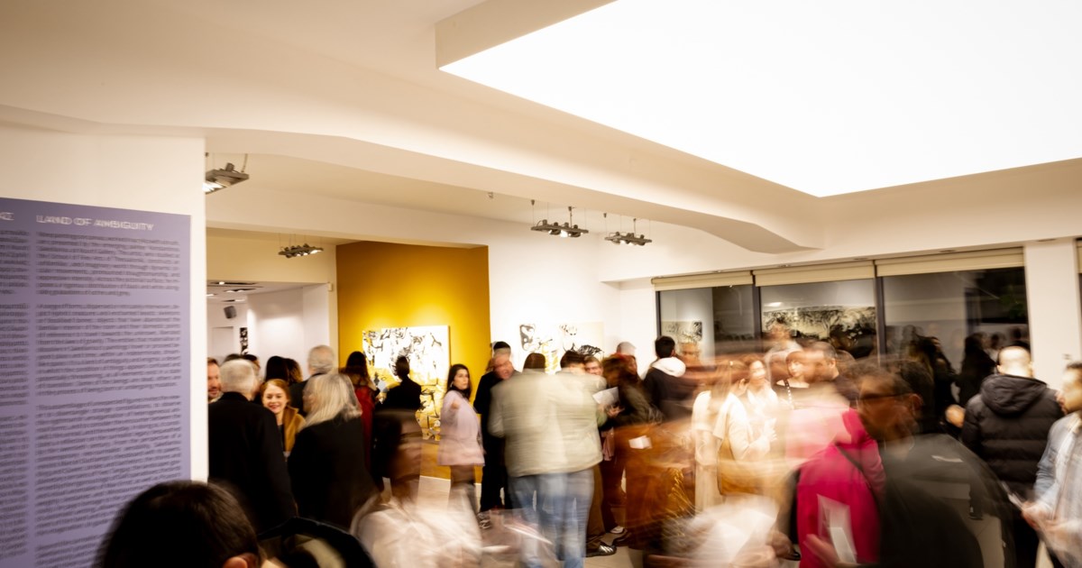 From Disconnection to Cypher: Μια ζωντανή performance στην Kourd Gallery, στο πλαίσιο της έκθεσης Χώρα της Αμφιλογίας