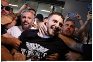 Άγριο οπαδικό επεισόδιο στη Θεσσαλονίκη με θύμα έναν 16χρονο - Τον χτυπούσαν με λοστούς και κράνη