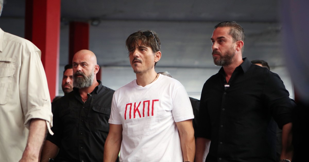 Δημήτρης Γιαννακόπουλος: Ελεύθερος με εντολή εισαγγελέα - Η στιγμή που μπαίνει στο γραφείο του Γιάννη Βρούτση [βίντεο] - εικόνα 7