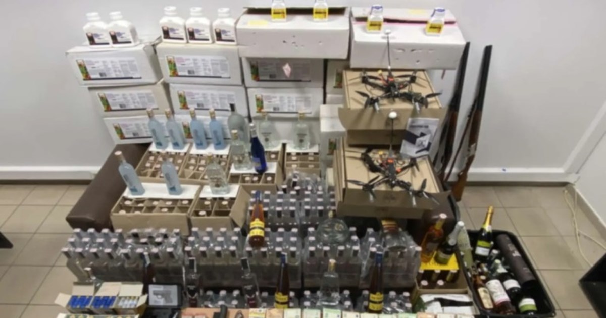 Απίστευτο: Κατασχέθηκαν 7 τόνοι λαθραίων τσιγάρων στη Γαλλία που ήταν κρυμμένα μέσα σε… κανόλι