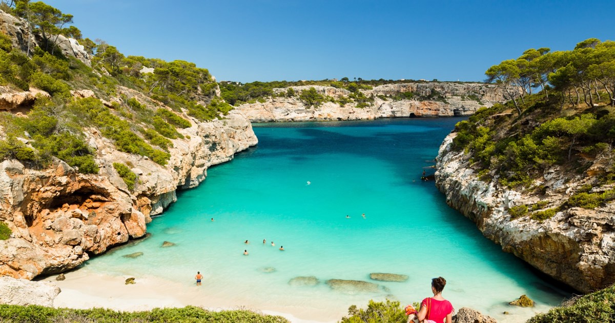 Τοματοπόλεμος στην Ισπανία: Χιλιάδες κόσμος βάφτηκε κόκκινος στο φεστιβάλ "Τοματίνα" [εικόνες] - εικόνα 8