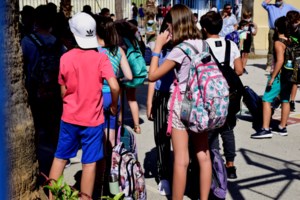 Λουτράκι: Επιμένει η δασκάλα για τον 6χρονο - "Με άγγιξε περισσότερο από το κανονικό, μου άγγιξε το στήθος όλο"