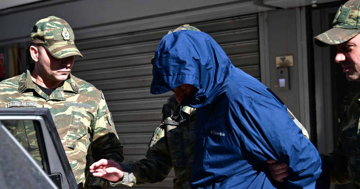 Κατασκοπεία:  "Άνθρωπος-σκιά" πίσω από τον σμήναρχο -  Ο 54χρονος συναντήθηκε στην Αθήνα με τον Κινέζο χειριστή του