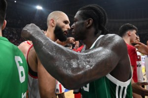 Μετά το πρωτάθλημα ο Φουρνιέ το ‘ριξε στο… ραβανί - Ετοιμάζει οδηγό ελληνικής κουζίνας