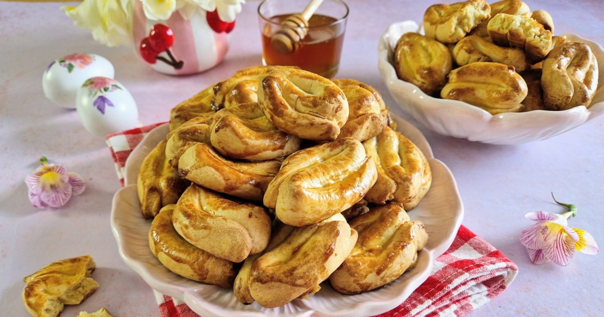 Πασχαλινά κουλουράκια: Αρωματικά και γευστικά με μέλι και μαστίχα