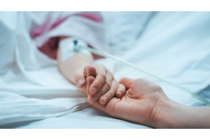 Κρήτη: "Βαριά κακοποιημένο το 3χρονο κοριτσάκι" - Ψάχνουν τον άνδρα που έχει δηλωθεί ως ο πατέρας του παιδιού