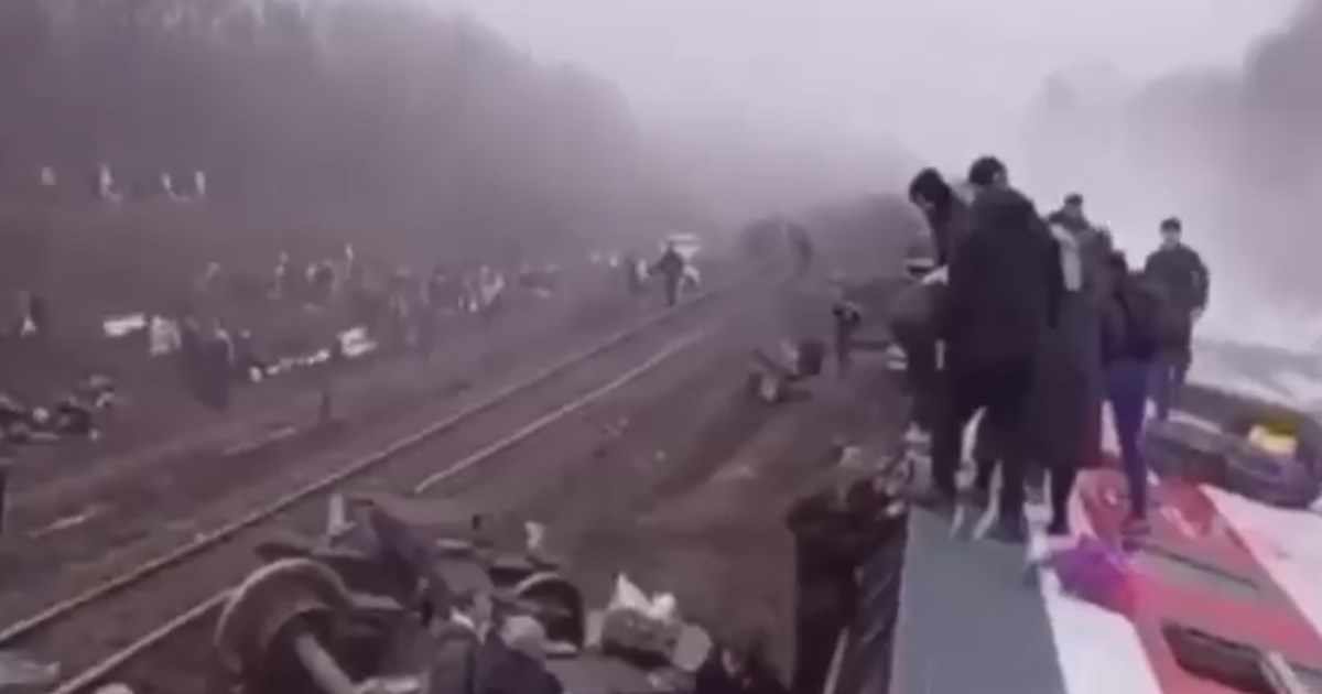 Ρωσία: Εκτροχιασμός τρένου - Τουλάχιστον 22 τραυματίες [βίντεο]