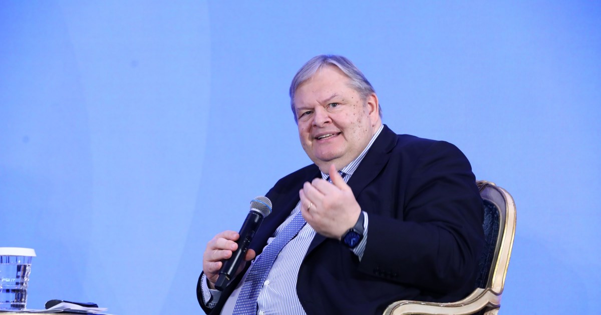 Ευάγγελος Βενιζέλος: Η αποχαιρετιστήρια ομιλία του στο ΑΠΘ - Τι σημαίνει "αποκρατικοποιημένο" δημόσιο πανεπιστήμιο - εικόνα 5