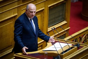 "Γης μαδιάμ" η Βουλή από Κωνσταντοπούλου και Μπάρκα για τη λίστα ομιλητών - "Κατέβασαν" την Λινού από το βήμα